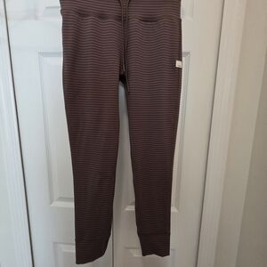 Vuori Daily Legging Espresso Stripe